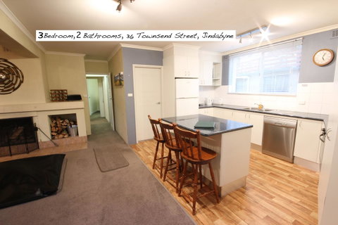 Full Circle Apartments - C Tourism 16