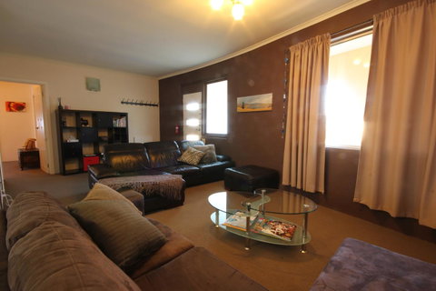 Full Circle Apartments - C Tourism 7