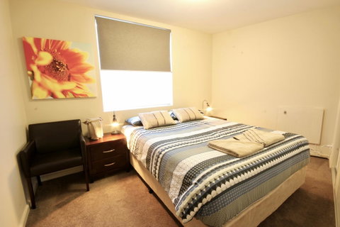 Full Circle Apartments - C Tourism 9