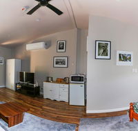 Pound Creek Gallery - C Tourism