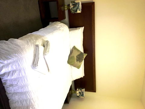 Boathouse Resort (Water Front) - C Tourism 4