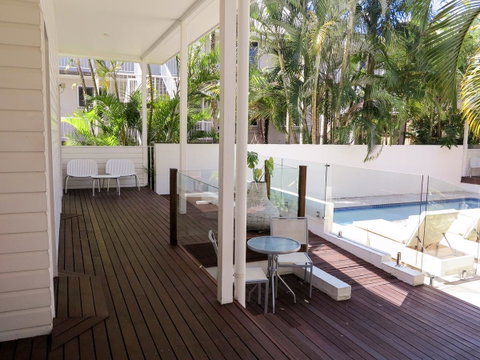 Cove Studios - C Tourism 32