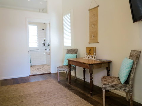 Cove Studios - C Tourism 9
