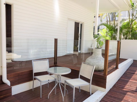 Cove Studios - C Tourism 20