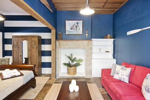 Designer Studios Manly - C Tourism 12
