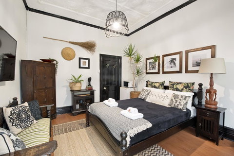 Designer Studios Manly - C Tourism 19