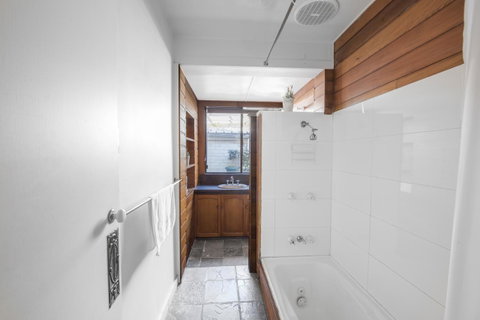 Designer Studios Manly - C Tourism 9