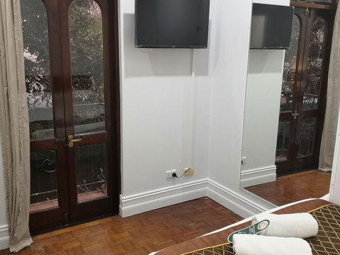 Newtown Cozy Stays - C Tourism 33