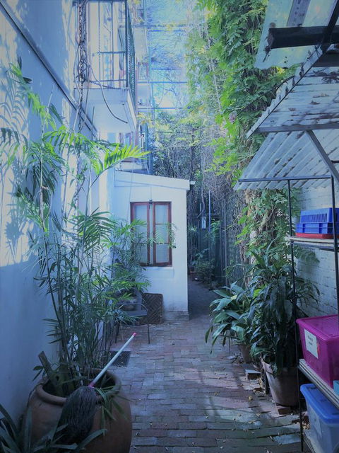 Newtown Cozy Stays - C Tourism 11