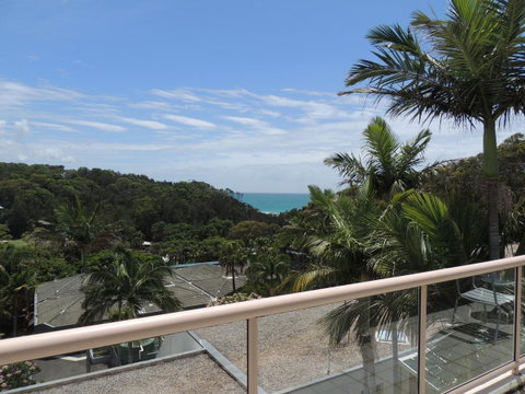 Charlesworth Bay Beach Resort - C Tourism 8