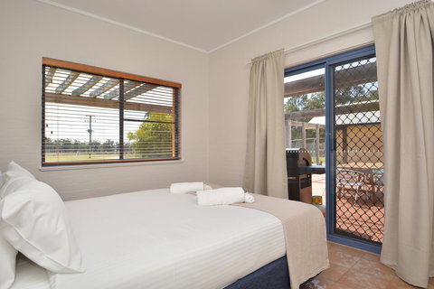 JE Guesthouse, Central To All The Hunter Valley Has To Offer - C Tourism 30