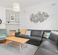 Seaspray - Manly beach apartment close to the sand - C Tourism