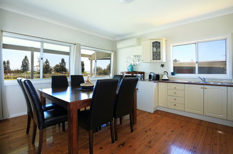 Glory @ Culburra - Absolute Beachfront - Pet & Family Friendly - C Tourism 4