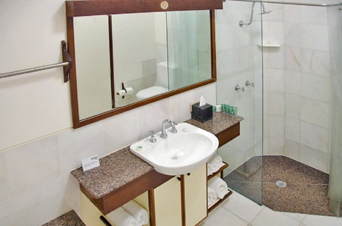 Beach Hotel Resort - C Tourism 33