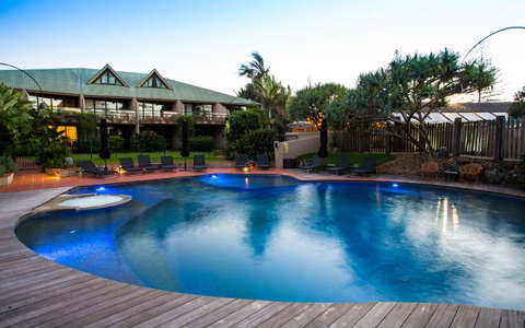Beach Hotel Resort - C Tourism 30