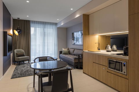 SKYE Suites Sydney - C Tourism 25