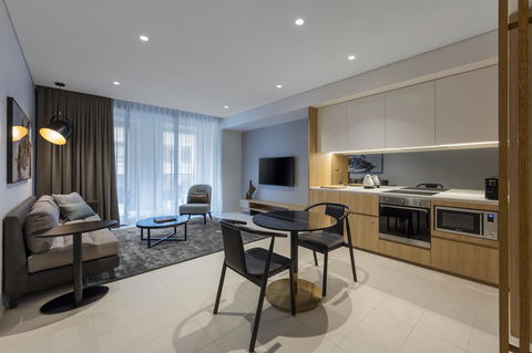 SKYE Suites Sydney - C Tourism 22