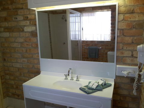 Mollymook Surfbeach Motel & Apartments - C Tourism 20
