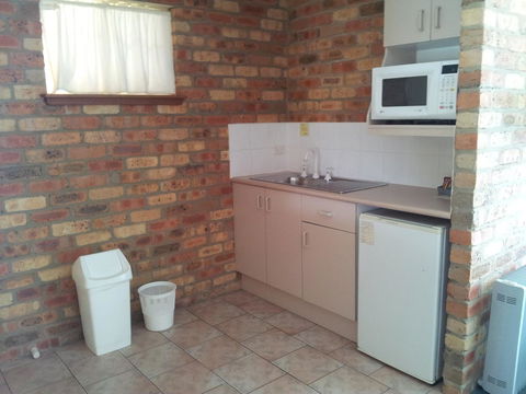 Mollymook Surfbeach Motel & Apartments - C Tourism 31