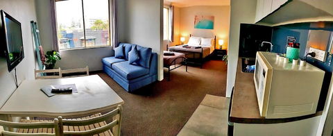 Manly Beachside Apartments - C Tourism 10