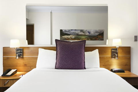 Mercure Sydney - C Tourism 13
