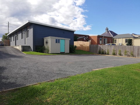 125 Milton - C Tourism 11