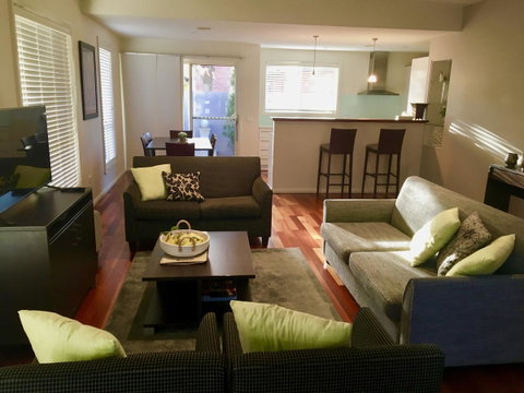 Encore Apartments - C Tourism 0
