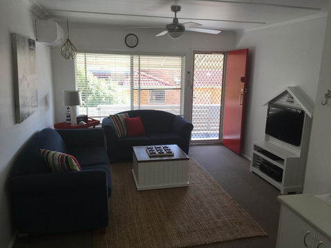 Tomaree Lodge - C Tourism 0