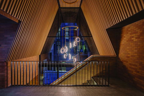 Vibe Hotel Sydney Darling Harbour - C Tourism 24