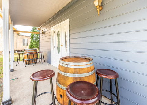 Madigan Wine Country Cottages - C Tourism 21