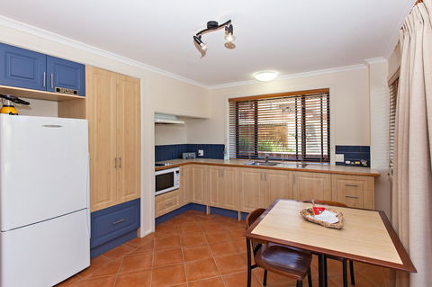 Coast Yamba - Adults Only - C Tourism 33