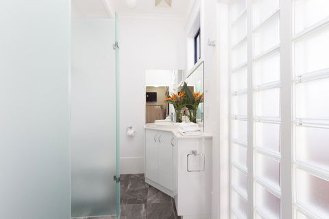 Coast Yamba - Adults Only - C Tourism 6