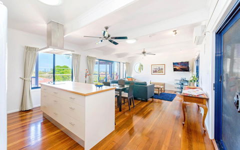 Coast Yamba - Adults Only - C Tourism 10