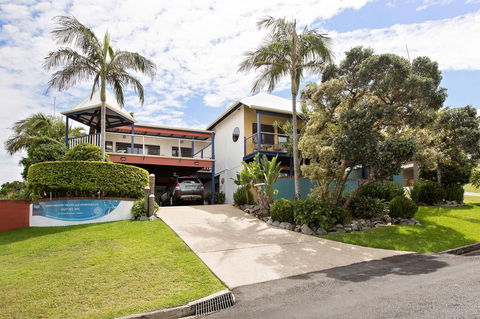 Coast Yamba - Adults Only - C Tourism 27