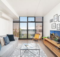 Newtown's Best Designer Apartment - C Tourism