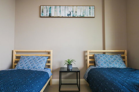 Olympic Park Sunshine 2 Bedrooms Apts With Private Parking - C Tourism 19