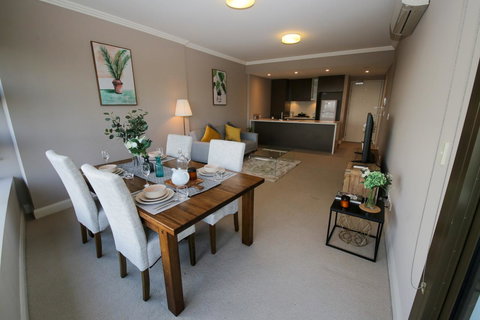 Olympic Park Sunshine 2 Bedrooms Apts With Private Parking - C Tourism 10