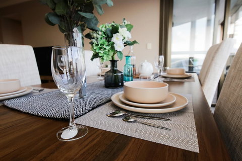 Olympic Park Sunshine 2 Bedrooms Apts With Private Parking - C Tourism 5