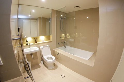 Olympic Park Sunshine 2 Bedrooms Apts With Private Parking - C Tourism 15