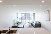 Near train station new 2 BR apt/free parking