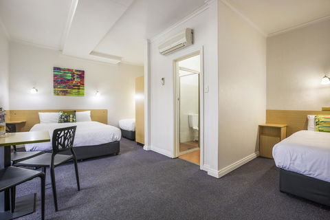 Boomerang Hotel - C Tourism 2