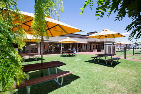 Boomerang Hotel - C Tourism 25