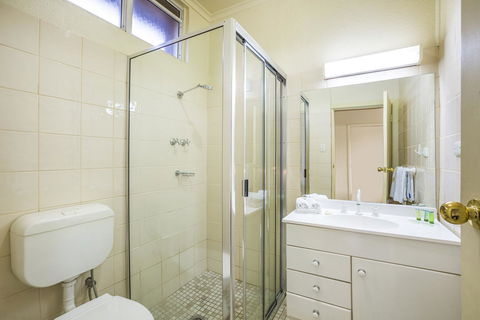 Boomerang Hotel - C Tourism 20