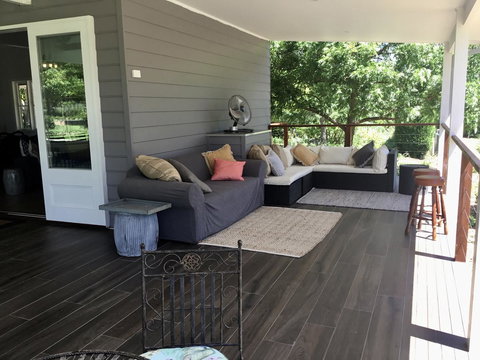 Chanticleer Gardens Barn Cottage With A Pool - C Tourism 1