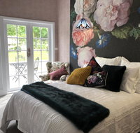 Chanticleer Gardens - C Tourism