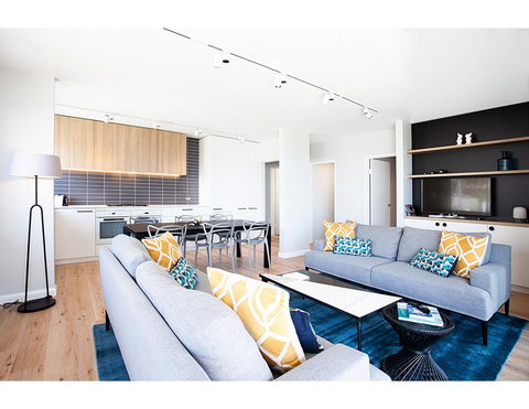 Unbelievable Luxury Apartment At The Top Of Bondi Beach - C Tourism 3