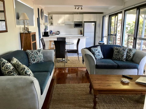 Lakeview Cottage - C Tourism 6