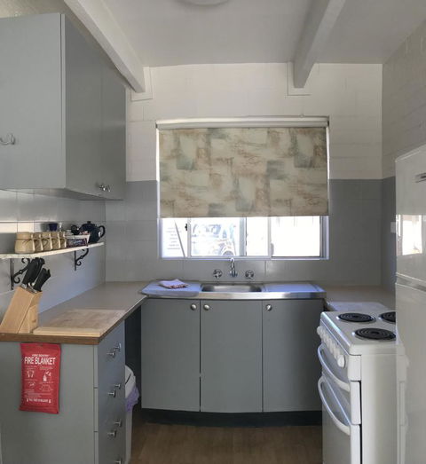 Kon Tiki Apartments - C Tourism 25