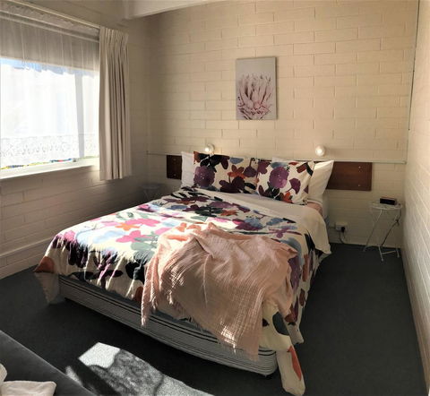 Kon Tiki Apartments - C Tourism 26