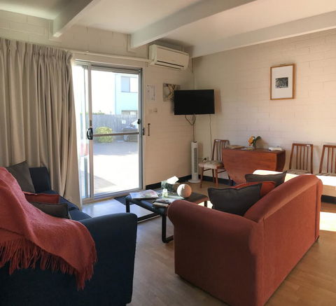 Kon Tiki Apartments - C Tourism 16